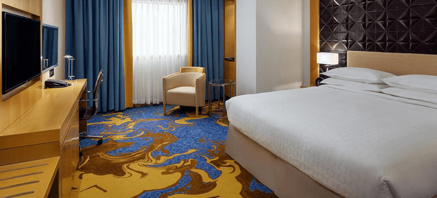 โรงแรมเชอราตัน มักกะฮ์ จาบาล อัล กาบา Mecca ภายนอก รูปภาพ A room at the hotel